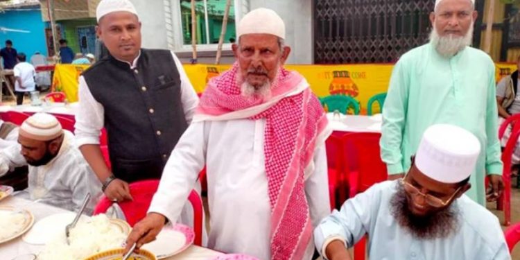 বন্দরে মৃত্যুর আগেই গ্রামবাসীকে কুলখানি খাওয়ালেন বৃদ্ধ