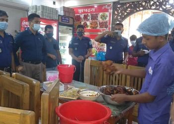 ভোক্তা অধিকারের অভিযানে বৈশাখী রোস্তারাকে ৫০ হাজার টাকা জরিমানা
