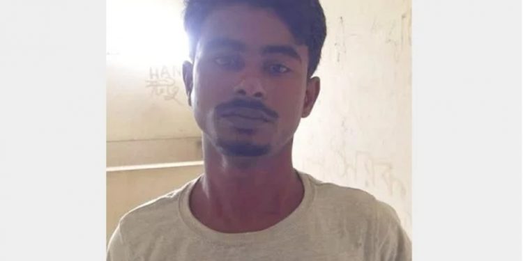 সিদ্ধিরগঞ্জে শিশু ধর্ষনের অভিযোগে বাবু গ্রেফতার