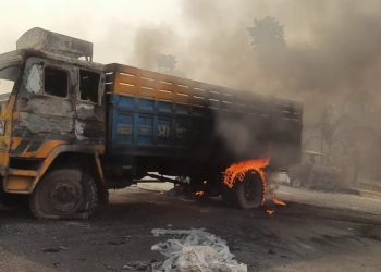 মহাসড়কে হেফাজতের হরতালে সহিংসতায় ৭ মামলা ও গ্রেফতার ৮