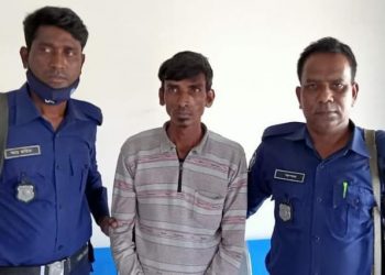 সিদ্ধিরগঞ্জে আপন মেয়েক ধর্ষনের অভিযোগে বাবা গ্রেফতার