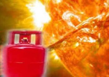 বন্দরের গ্যাস লিংকেজ হতে আগুন; দগ্ধ ৪জনকে ঢামেকে ভর্তি