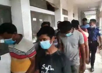 লঞ্চডুবি- ঘাতক জাহাজের ৫ স্টাফকে ২ দিন করে রিমান্ড মঞ্জুর