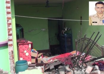 তল্লা বিস্ফোরণের ঘটনাস্থল পরিদর্শন করেন এসপি জায়েদুল