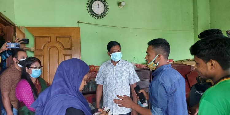 তল্লা বিস্ফোরণে ১১ জন দগ্ধের ঘটনাস্থল পরিদর্শনে ডিসি মোস্তাইন