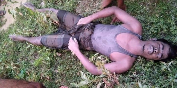 রূপগঞ্জে বালুবাহী ভল‌গে‌টের শ্র‌মিক‌কে কু‌পি‌য়ে হত্যা