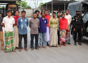 সিদ্ধিরগঞ্জে ১২ জুয়ারী গ্রেফতার