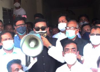 যারা ভাংঙ্চুর করেছে কাউকেই ছাড় দেওয়া হবে না- মাহাবুবুল আলম হানিফ