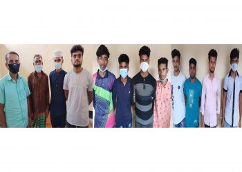 আড়াইহাজারে ইউপি সদস্যসহ গ্রেপ্তার-১২