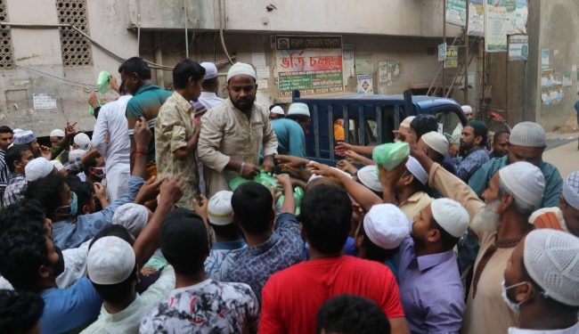 নাসিম ওসমানের আত্মার মাগফেরাত কামনায় মোমিনের উদ্যোগে দোয়া