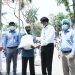প্রধানমন্ত্রীর দেয়া ত্রাণ সামগ্রী পরিবহণ শ্রমিকদের মাঝে বিতরণ