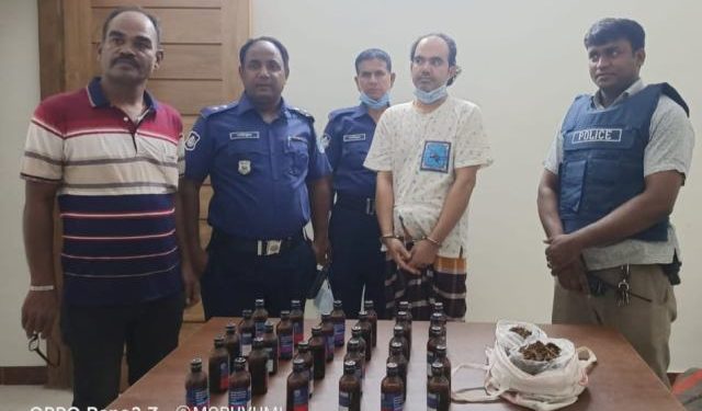 চিহিৃত মাদক ব্যবসায়ী ফেন্সি সোহেল বন্দর থানা পুলিশের জালে