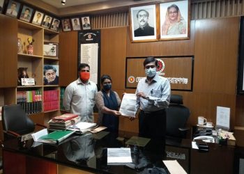 ৩ দফা দাবিতে প্রধানমন্ত্রী বরাবর ডিসির কাছে সমাজতান্ত্রিক ছাত্র ফ্রন্টের স্মারকলিপি