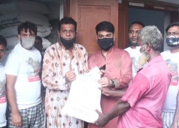 ১২ হাজার পরিবারকে ঈদ খাদ্যসামগ্রী উপহার দিলেন কাউন্সিলর বাবু
