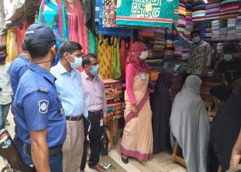 শহরের বিভিন্ন স্থানে ভ্রাম্যমান আদালতের অভিযান