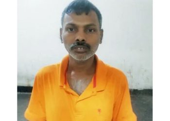 ফতুল্লায় ভাড়াটিয়া নারীকে শ্লীলতাহানির অভিযোগে বাড়িওয়ালা গ্রেফতার