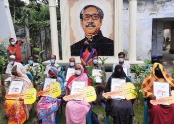 বন্দরে  আরো ১৫ গৃহহীন পেল প্রধানমন্ত্রীর উপহারের ঘর