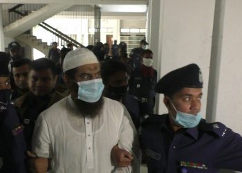 রিমান্ড শোনানী শেষে হেফাজতের নেতা মামুনুল হক কারাগারে