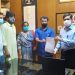 ভোকেশনাল খেলার মাঠ রক্ষায় ডিসিকে স্মারক লিপি প্রদান