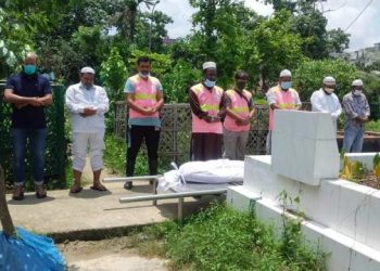করোনায় ফতুল্লা ও সিদ্ধিরগঞ্জে ২ জনের মৃত্যু।। ২০৮ ও ২০৯ তম দাফনে টিম খোরশেদ