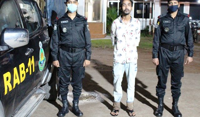 আমলাপাড়ায় যুবককে কুপিয়ে জখম মামলায় সুজন গ্রেফতার