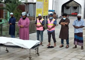 ১২ ঘন্টায় টিম খোরশেদ এর ৩ দাফন