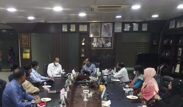 শিক্ষা, শিল্প, স্বাস্থ্য ও যোগাযোগ ব্যবস্থার মানোন্নয়নে সেলিম ওসমানের আলোচনা সভা