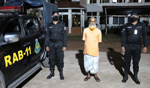 র‍্যাব ১১’র অভিযানে বন্দরে গাজা ব্যবসায়ী গ্রেফতার