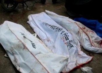 রূপগঞ্জে ট্রাক ও প্রাইভেটকারের সংঘর্ষে নিহত ৩