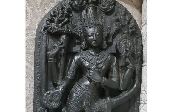 রুপগঞ্জে সাড়ে ৩ কোটি টাকা মূল্যের কষ্টিপাথরের পাথরের মূর্তি উদ্ধার