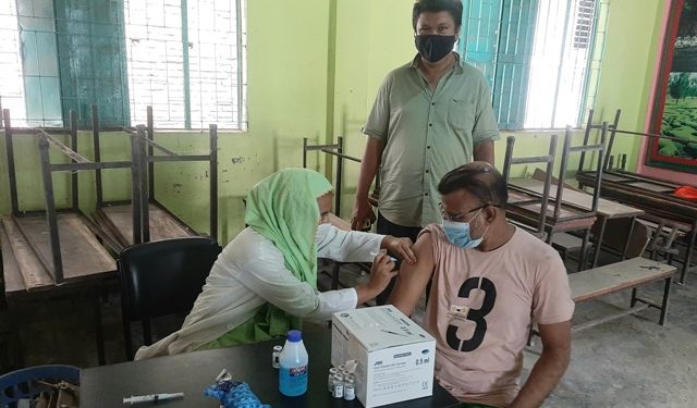 বন্দরে মর্ডানা’র ২য় ডোজের ভ্যাক্সিন প্রদান