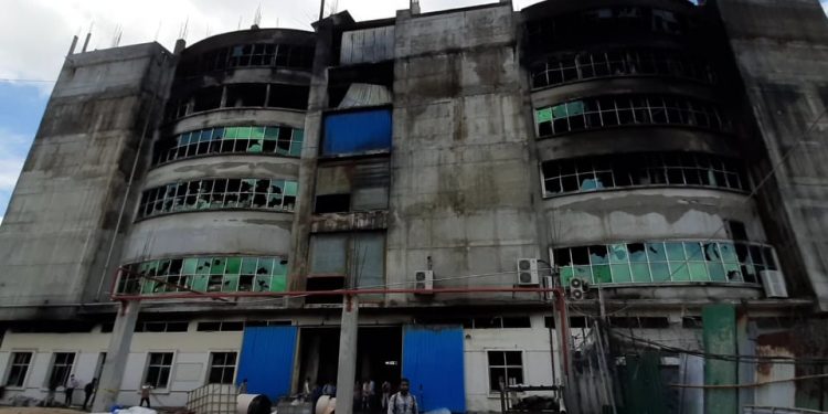 রুপগঞ্জে আগুনের ঘটনায় নিখোঁজ ৩, তদন্তে হাড়গোড় ও মাথার চুল উদ্ধার