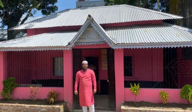 কাচারি মাঠ-পোস্ট অফিস নিজস্ব অর্থায়নে সংস্কার করলেন চেয়ারম্যান প্রার্থী সোহাগ রনি