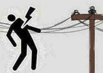 আড়াইহাজারে বিদ্যুৎস্পৃষ্টে স্বামী-স্ত্রীর মৃত্যু
