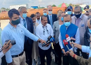 পানি শোধনাগারে বিশুদ্ধ করে ঢাকাবাসীর ব্যবহারে কাজে লাগানো হবে-এলজিআরডি মন্ত্রী