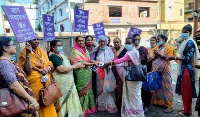 জেলা মহিলা পরিষদ’র উদ্যোগে অসহায় দরিদ্রদের মাঝে অক্সিমিটার ও থার্মোমিটার বিতরণ