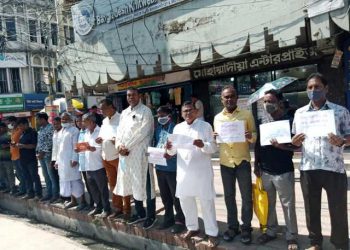 পূজামন্ডপে হামলা ও হিন্দু নির্যাতনের প্রতিবাদে জাতীয় হিন্দু ফোরাম’র বিক্ষোভ
