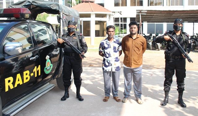 সিদ্ধিরগঞ্জে গাজা সহ গ্রেফতার ২