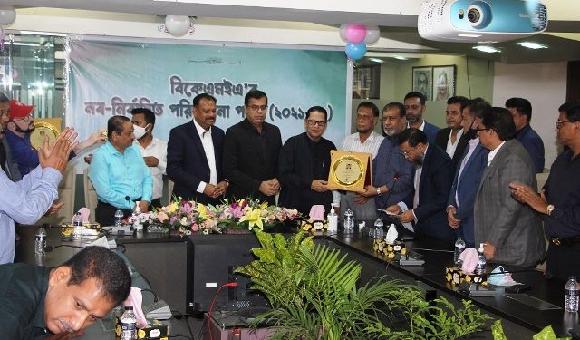 ষষ্ঠবারের মত বিকেএমইএ সভাপতি নির্বাচিত সেলিম ওসমান