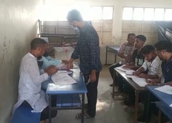 নারায়ণগঞ্জে ১৬টি ইউপি নির্বাচনের ভোট গ্রহন চলছে