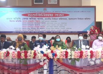 কোনো প্রার্থী অবৈধভাবে ব্যালট পেপারে হাত দেওয়ার চেষ্টা করবেন না-নির্বাচন কমিশনার