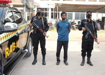 সিদ্ধিরগঞ্জে বিষ্ফোরক দ্রব্য সহ গ্রেফতার ১