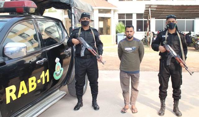 আড়াইহাজারে শিশু ধর্ষণ মামলার আসামী গ্রেফতার