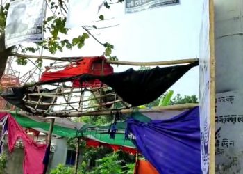 সোনারগায়ে নৌকার নির্বাচনী ক্যাস্পে অগ্নিসংযোগ