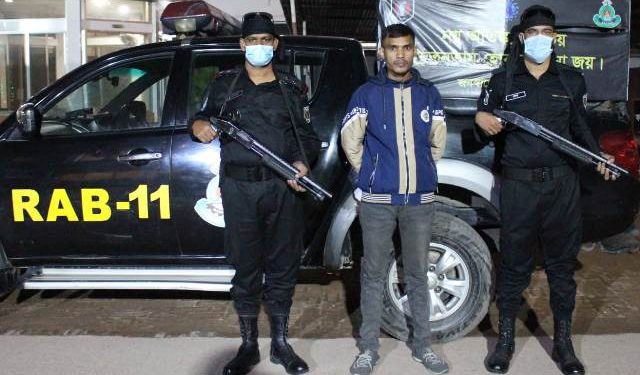 সিদ্ধিরগঞ্জে পর্ণ ভিডিও সরবরাহের দায়ে গ্রেফতার ১