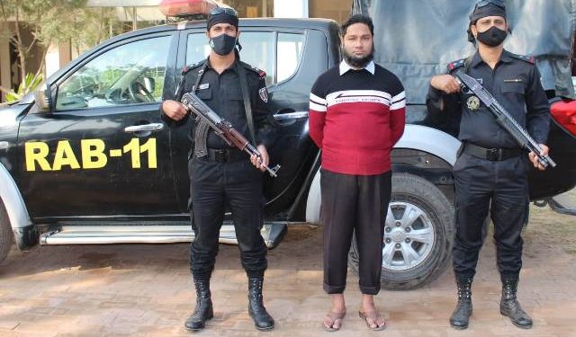 র‌্যাব-১১ এর অভিযানে ২ জন ভুয়া ডাক্তার গ্রেফতার