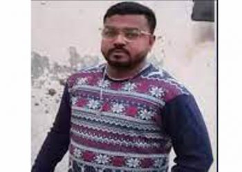 ফতুল্লায় পিস্তল নিয়ে ভাইরাল যুবক গ্রেফতার