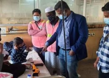 করোনা ইউনিটে চিকিৎসাধীন সেই শিশুর চিকিৎসার দায়িত্ব নিলেন টিম খোরশেদ