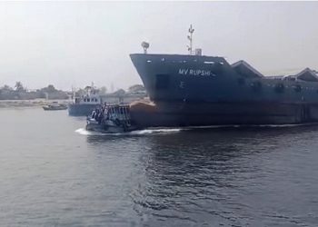 শীতলক্ষ্যায় লঞ্চ ডুবিতে ৩৪ জনের মৃত্যু- ৩ জনের বিরুদ্ধে অভিযোগপত্র গ্রহন