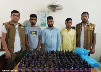 বন্দরে ১৪০ ফেন্সিডিল ও ৩ কেজি গাঁজাসহ আটক ৩